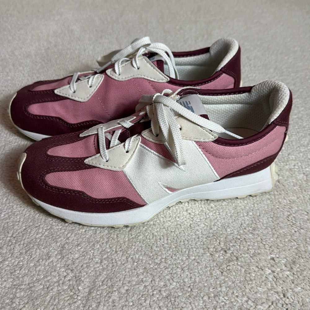 New Balance 327 Casual Sneakers Shoes Women 7-Big kid 5-Red Pink